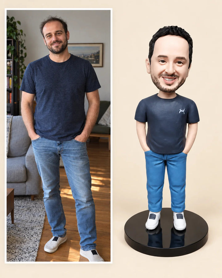 3D Mini You — AI comparison. AI comparison example with a fictional portrait, not an original customer photo.